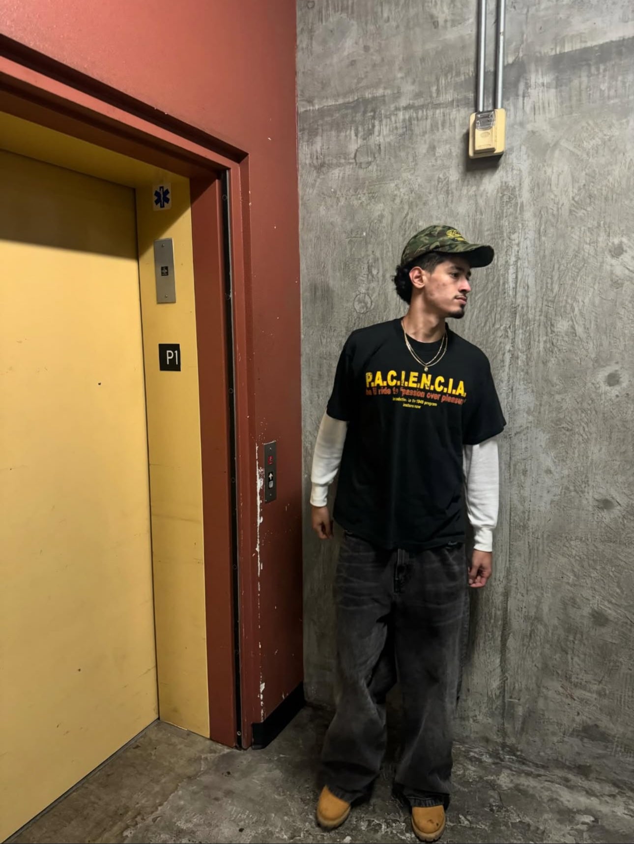 P.A.C.I.E.N.C.I.A. tee